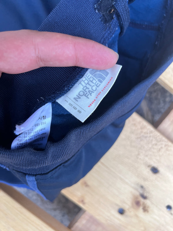 The north face sports pants , size S