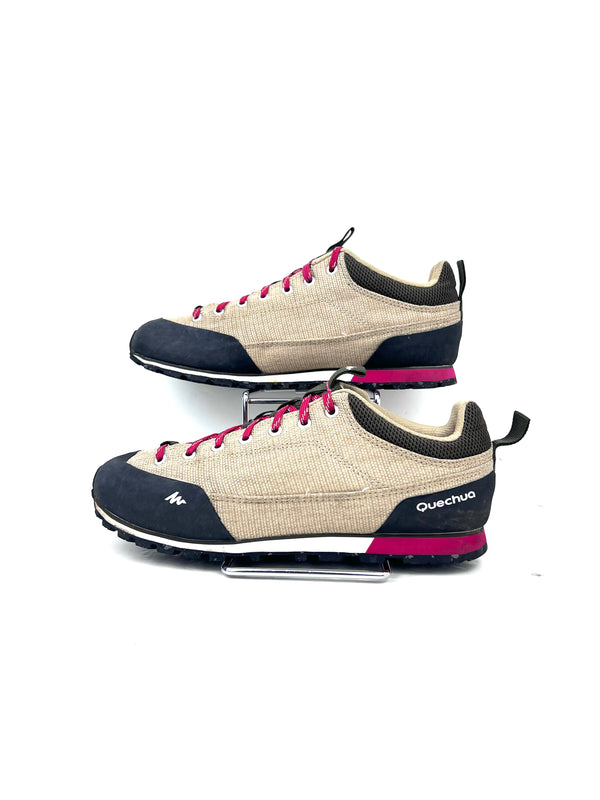 Quechua Arpenaz 500 Revival hiking shoes , size 39