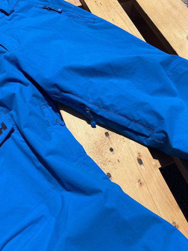 Helly Hansen insulated ski and snowboard cargo trousers feature a waterproof , size S