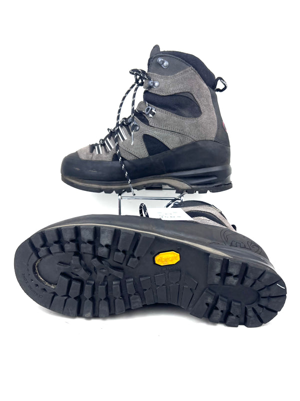 Mammut Cascade GTX or Monolith GTX mountaineering boots , size 40.5-41