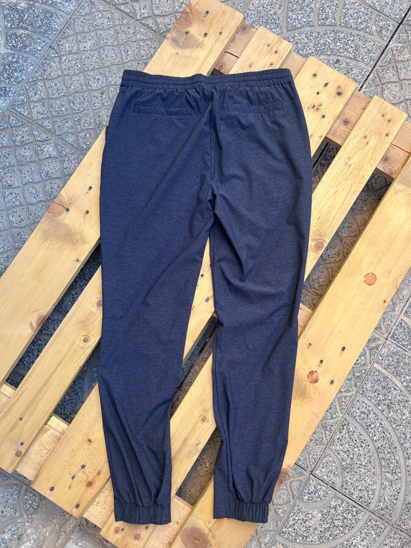 The nature trail sports pants , size 30