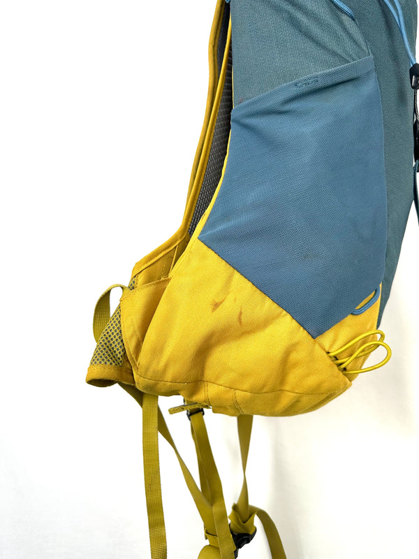 Deuter AC Lite 16 hiking backpack