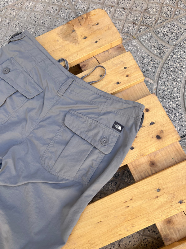 The North face hiking pants for women’s , size 14