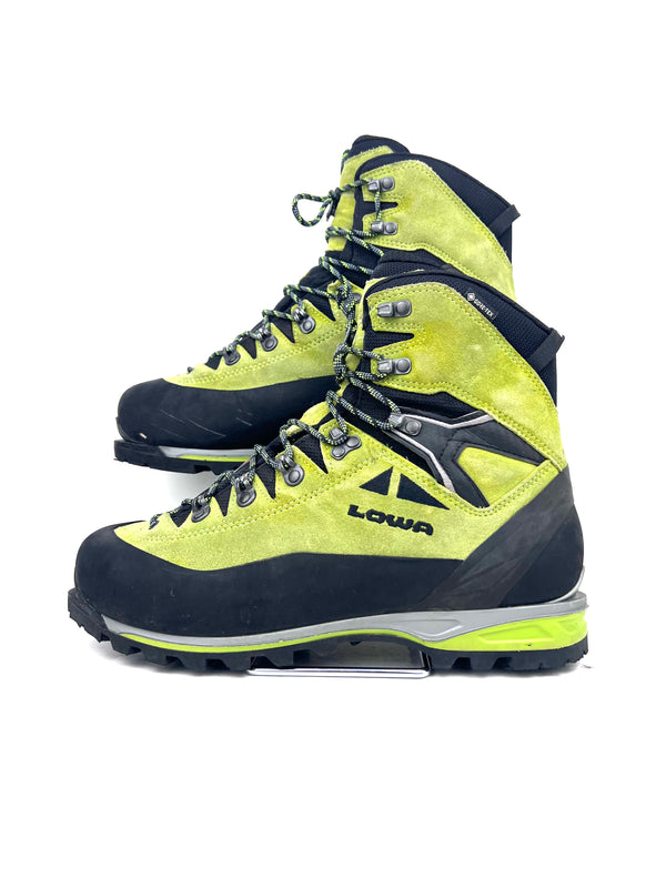 Lowa Alpine Expert II GTX mountaineering boots , size 43.5