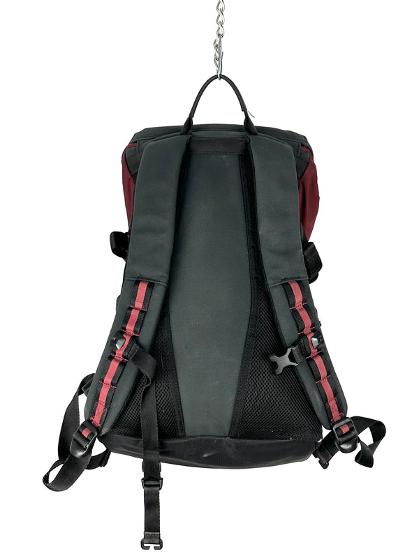 Oakley Utility Organizing Backpack in the Dull Onyx Red/Black colorway