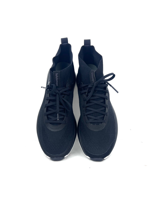 lululemon Chargefeel Mid workout shoes feature a black , size 42-43