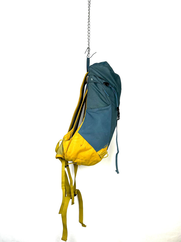 Deuter AC Lite 16 hiking backpack