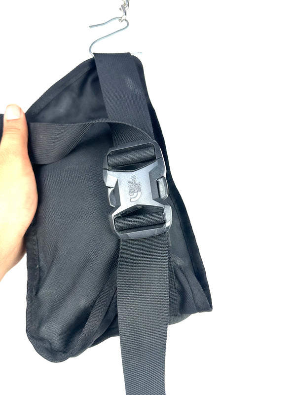 The North Face Bozer Hip Pack III S in black