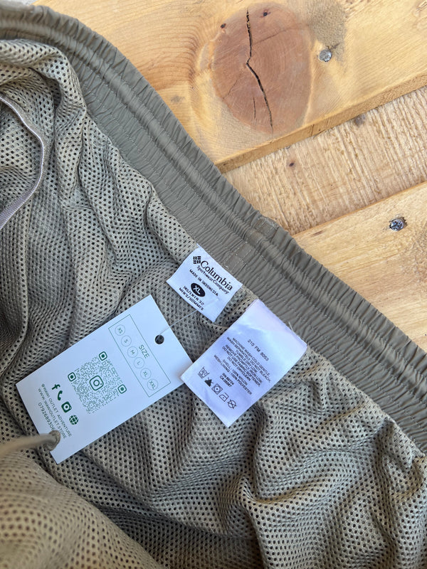Columbia baggy cargo , size 38