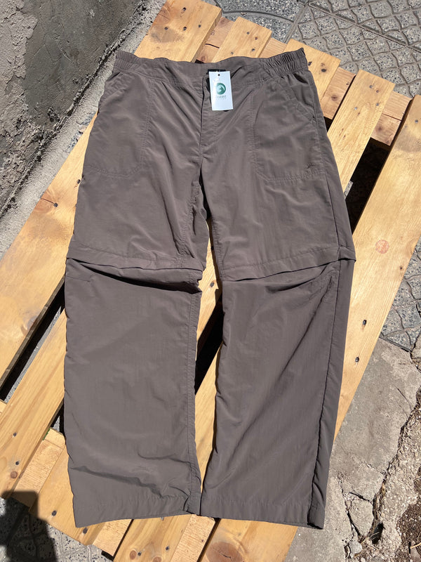 Kathmandu women’s hiking pants , size XXL ( 18 )