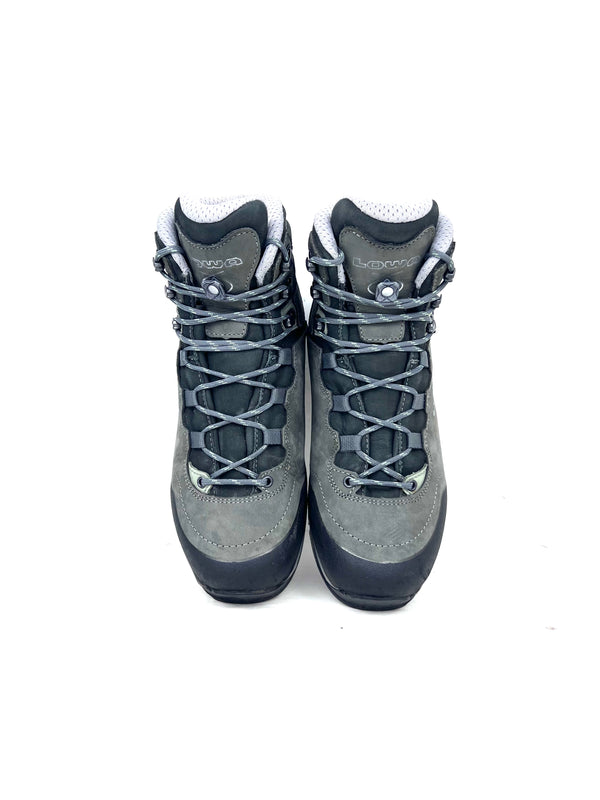 Lowa Lady Light GTX women's hiking and trekking boot , size 39 - 39.5