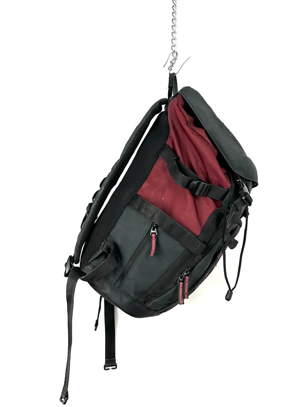 Oakley Utility Organizing Backpack in the Dull Onyx Red/Black colorway