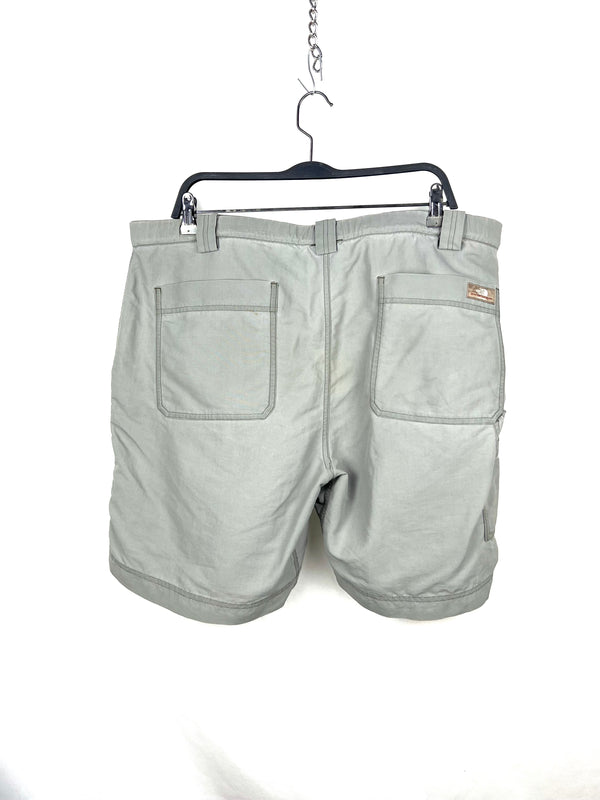 The north face short , sizeXL