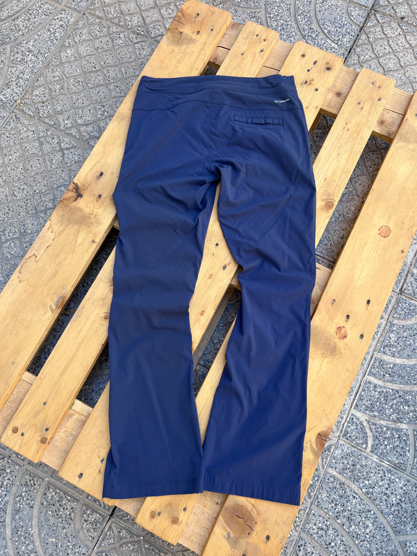 Columbia hiking pants women’s , size