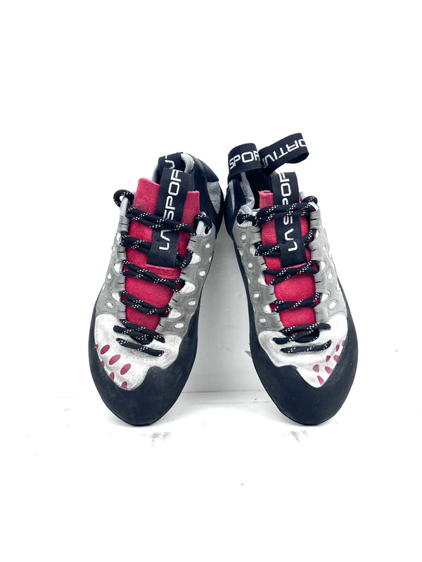 La Sportiva Women's Tarantulace climbing shoes , size 35.5