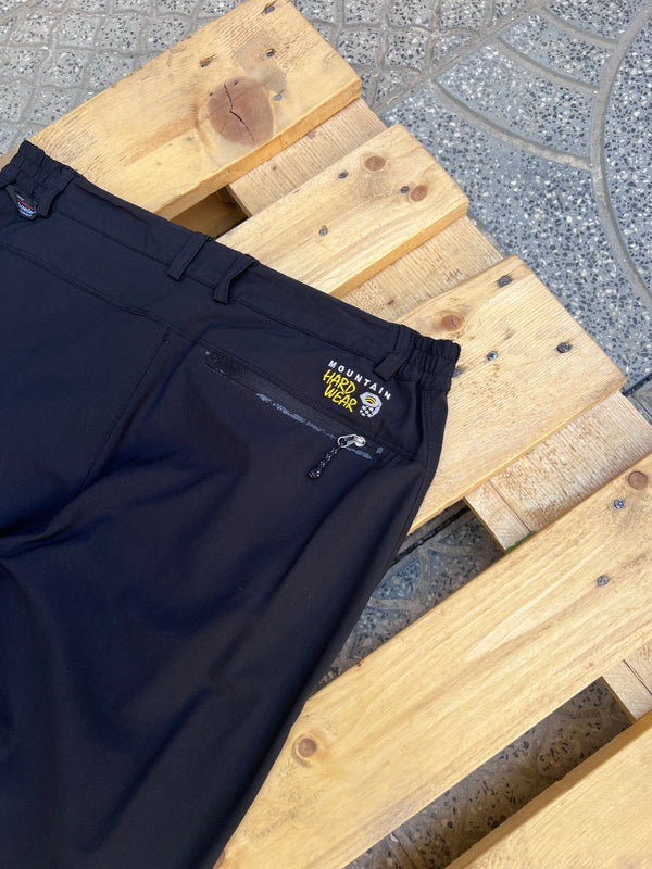 Mountain hard wear hiking pants , size 32