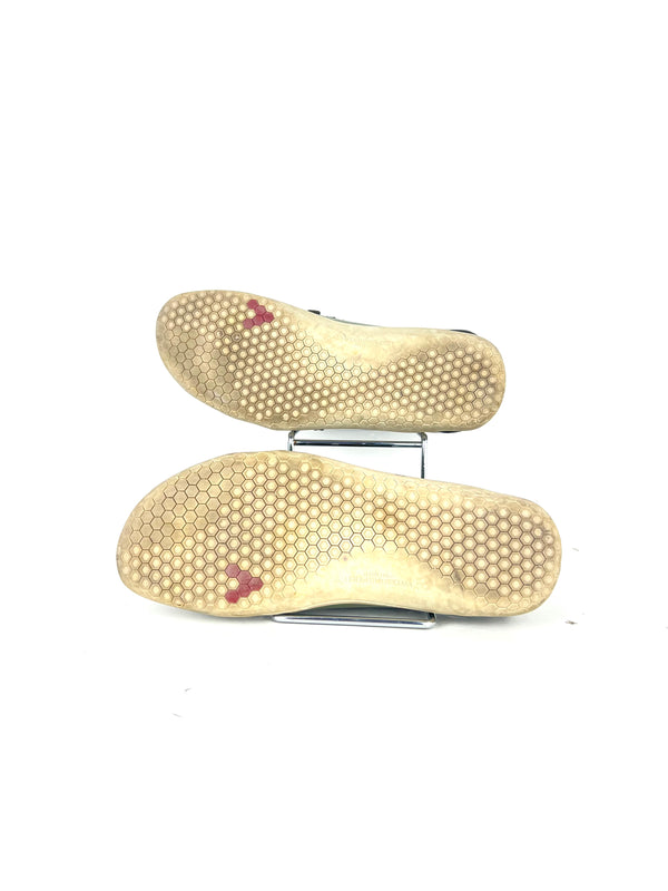 Vivobarefoot Kanna Olive Green Performance Minimalist Shoes , size 39