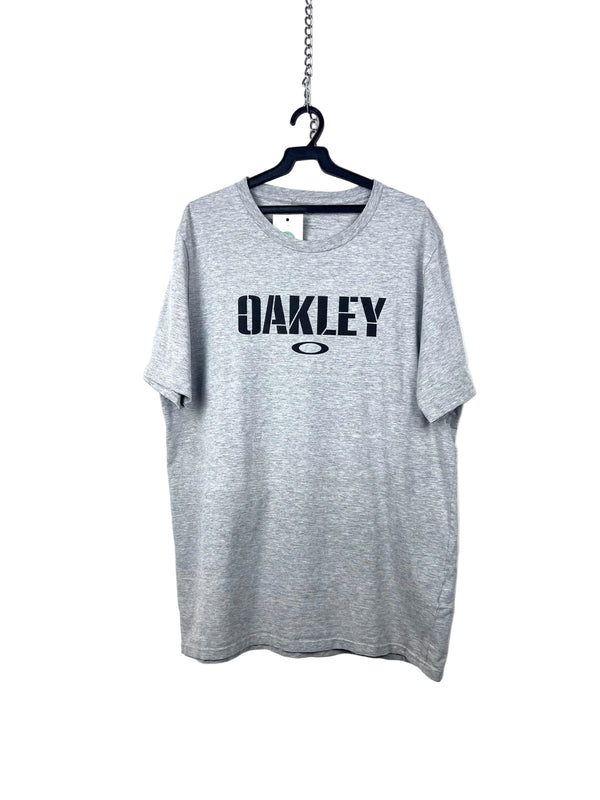 Oakley T-shirt , size XL