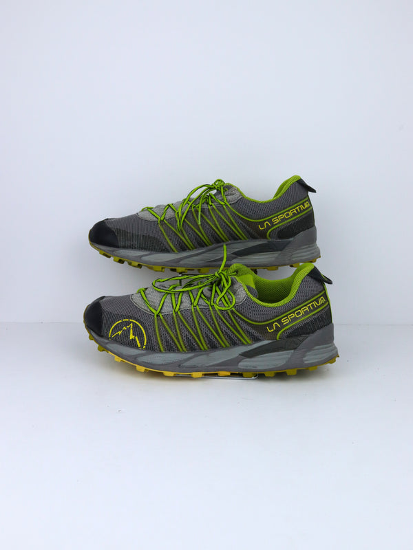 LA SPORTIVA HIKING SHOSE