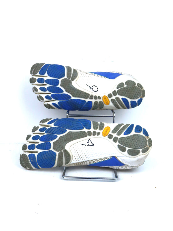 Vibram FiveFingers Speed running shoes in white and blue