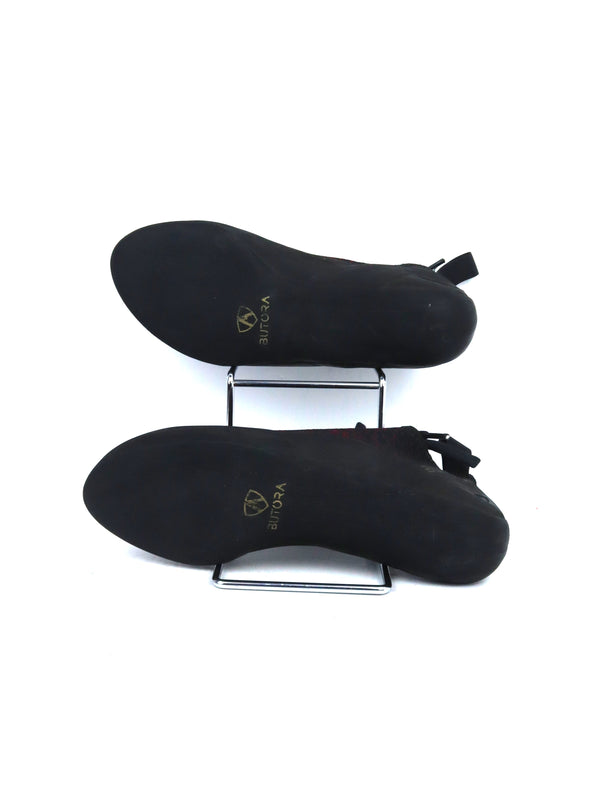 Butora Advance black and red lace-up rock climbing shoes.
