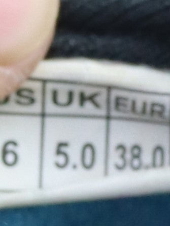 Mad Rock Drifter climbing shoes in the blue and black color variant.