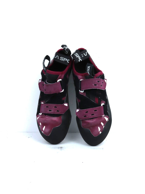 La Sportiva Tarantula women's climbing shoes in a black and purple/red plum color scheme