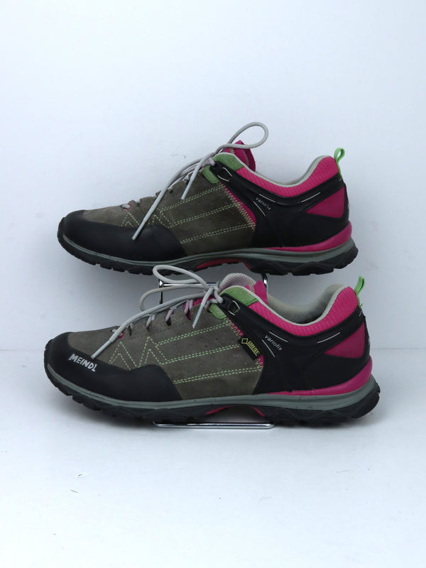 Meindl Ontario GTX hiking shoes with a Gore-Tex lining and Variofix system.