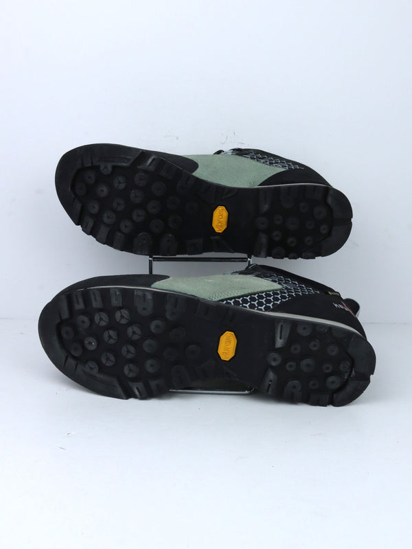 Kayland Vitrik Gore-Tex approach shoes with a Vibram Gravity outsole.