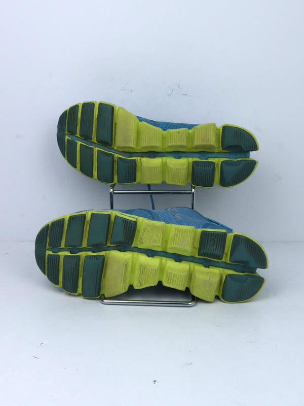 On Cloud X running shoes