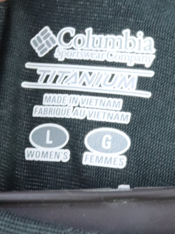 columbia t-shirt
