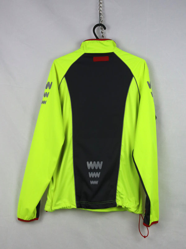 Wowow thermo running shirt.