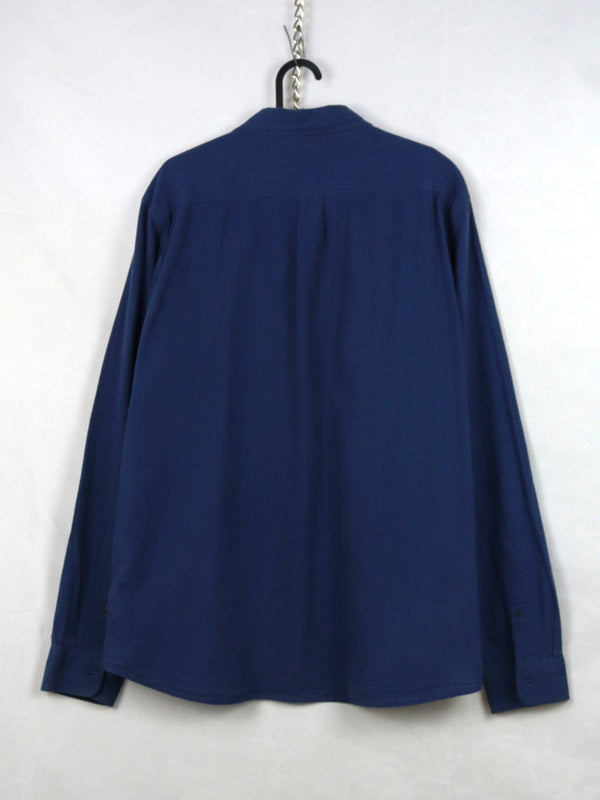 Mountain hard wear polo shirt
