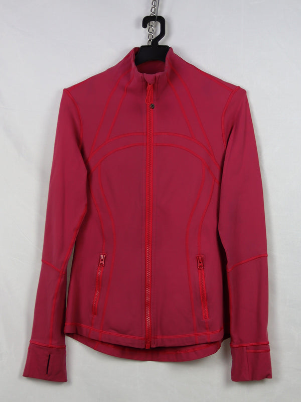 Lululemon Define jacket , possibly in the Luon fabric.
