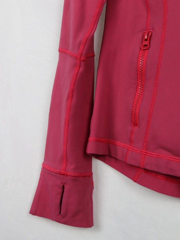 Lululemon Define jacket , possibly in the Luon fabric.