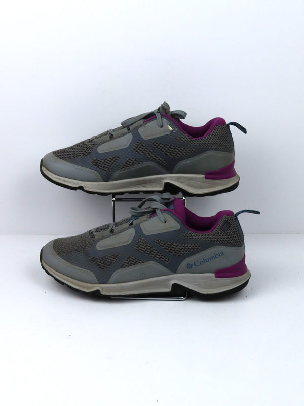 Columbia Vitesse OutDry women's hiking shoes in a grey and purple colorway.