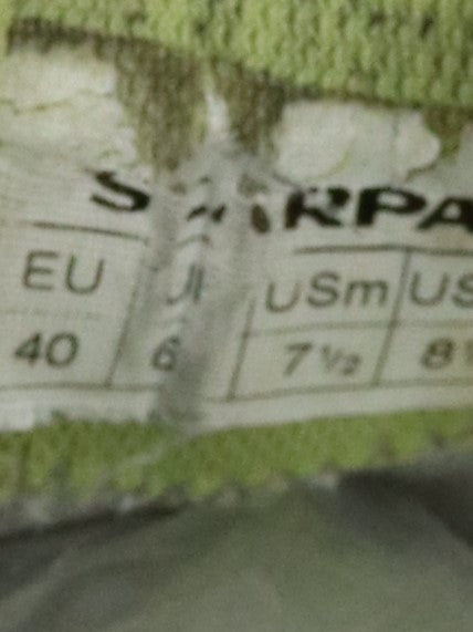 Scarpa Zen Pro Women's approach shoe in a red and black colorway